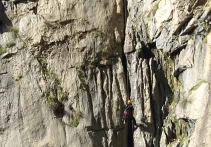 دره عقاب ها - کرمانشاه